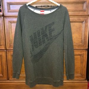 NIKE|🦋 soft dark green pullover/sweatshirt